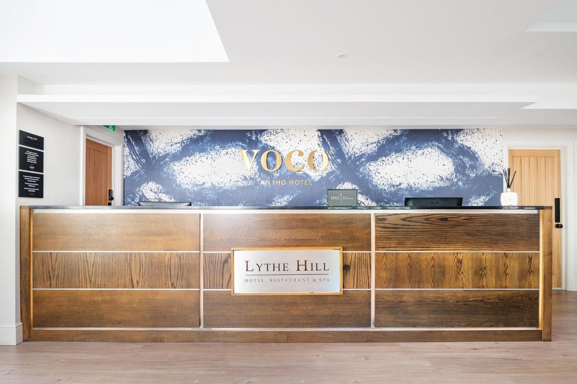 Voco Lythe Hill Hotel & Spa By Ihg 헤이슬미어 외부 사진
